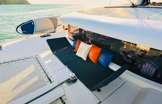 Lagoon 42