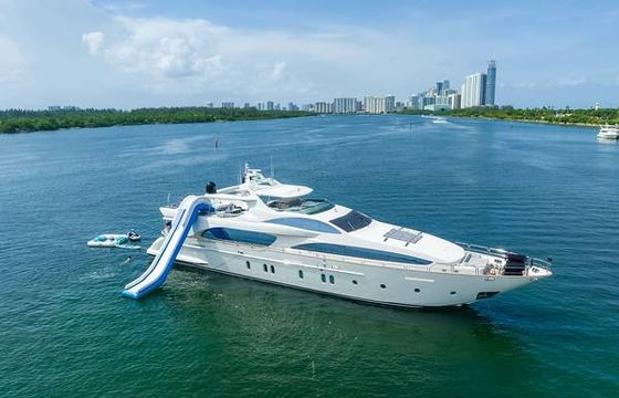Azimut 116
