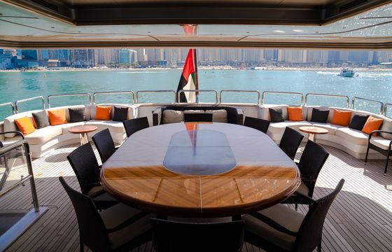 CODE 8 BENETTI