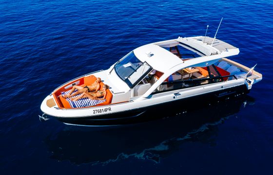 Bavaria Vida 33