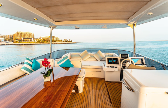 AZIMUT MAGELLANO 66