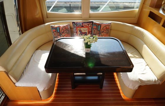 MAJESTY CAPT 56