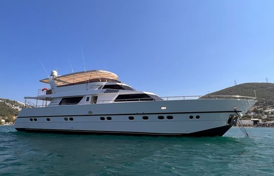 Yacht Sky