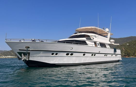 Yacht Sky