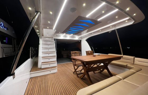 RAMA Yacht
