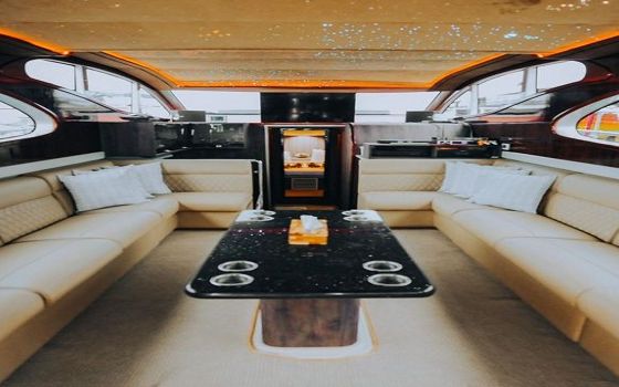 Monohull MN