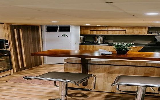 Monohull JAC Bali