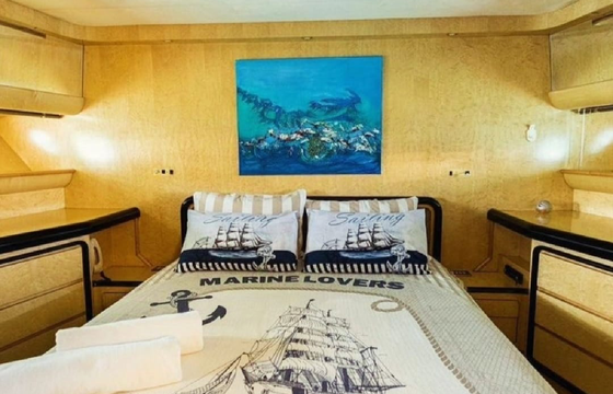 Canados VIP Yacht