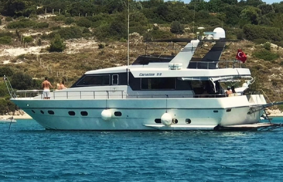 Canados VIP Yacht