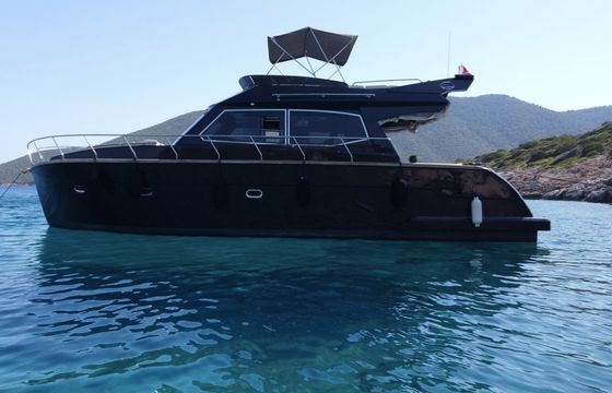 Black Yacht