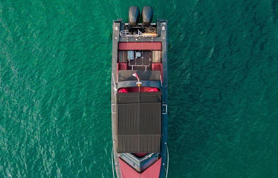 QR10 Boat