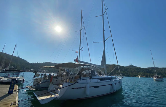 BAVARIA 46 CRUISER "Hera"