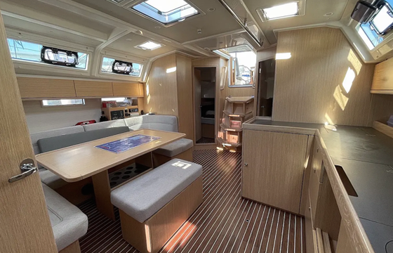 BAVARIA 46 CRUISER "Hera"