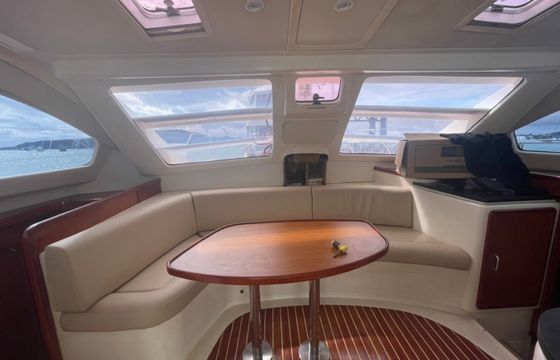 Hennessy 40ft