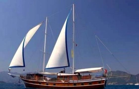 ŞADİYE HANIM