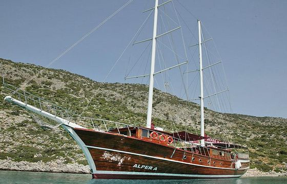 ALPER A