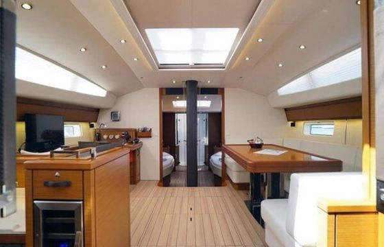Jeanneau 64