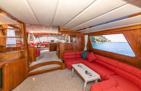 SLV 064 Motor Yacht