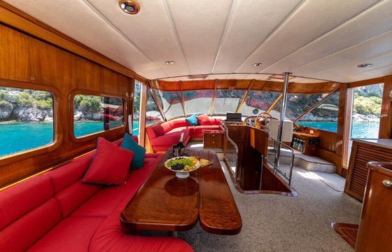 SLV 064 Motor Yacht
