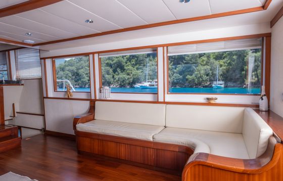 SLV 028 Motor Yacht