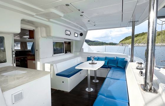 LAGOON 440 (DL)
