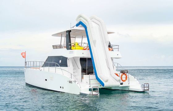 POWER CATAMARAN 48FT