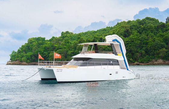 POWER CATAMARAN 48FT