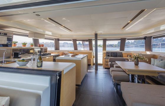 Fountaine Pajot 67Ft