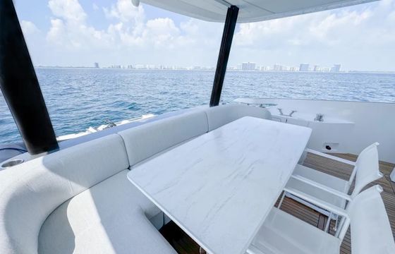 70ft Azimut | Spysea