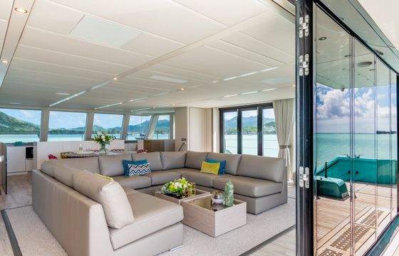 70ft Sunreef Power Catamaran | Blue