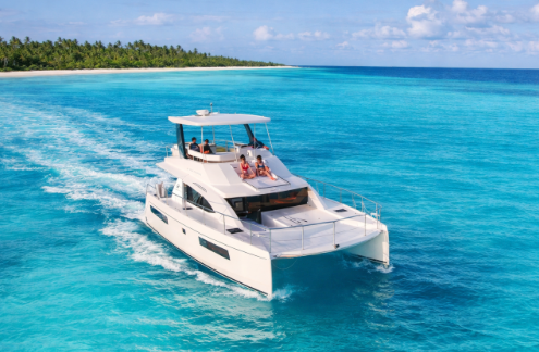 43ft Leopard Power Catamaran | White