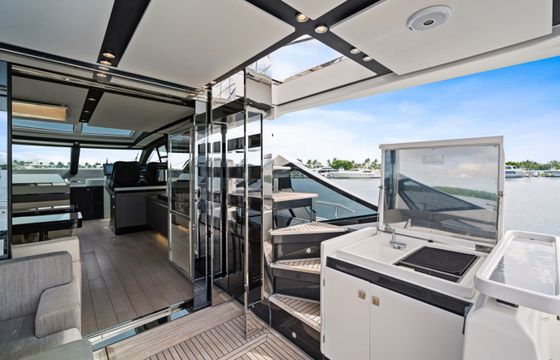 72ft Azimut | Water You Doing