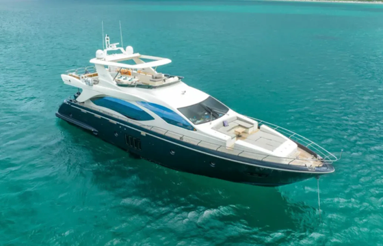 84ft Azimut Jacuzzi | Sky