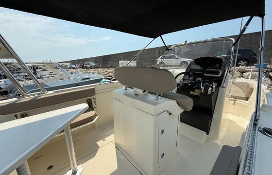 Bateau à moteur
