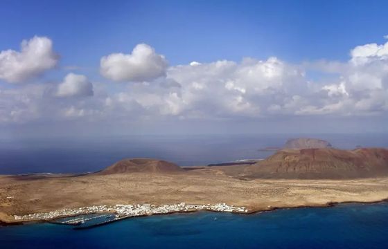 Catamaran “I Love La Graciosa”
