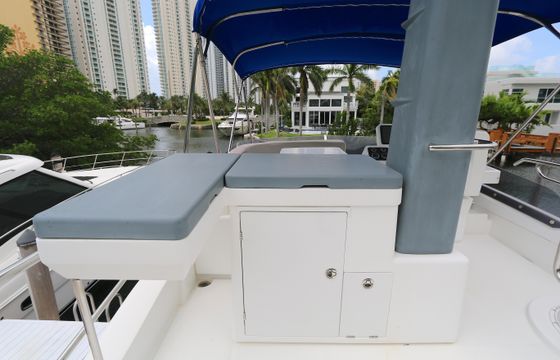 Luxury 43’ Azimut Magellano Charter in Miami, Florida