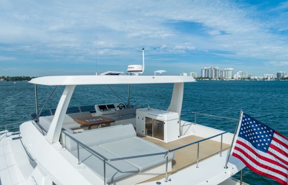 Luxury 60ft Leopard Power Cat Charter in Miami, Florida