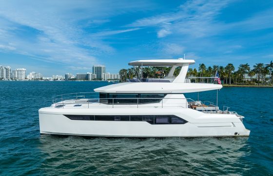 Luxury 60ft Leopard Power Cat Charter in Miami, Florida