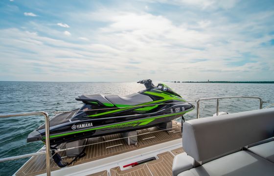 Luxury 60ft Leopard Power Cat Charter in Miami, Florida