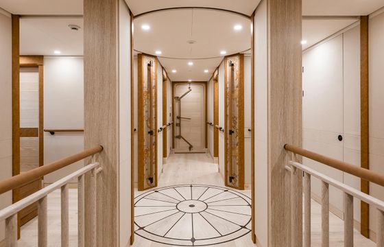 MV RAGNAR 68M