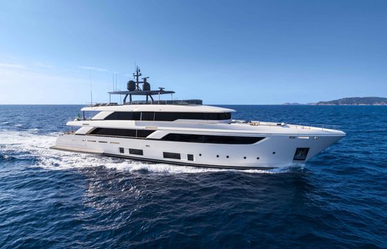 Custom Line Navetta 42