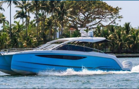 Jeanneau TH38 Twin-Hull