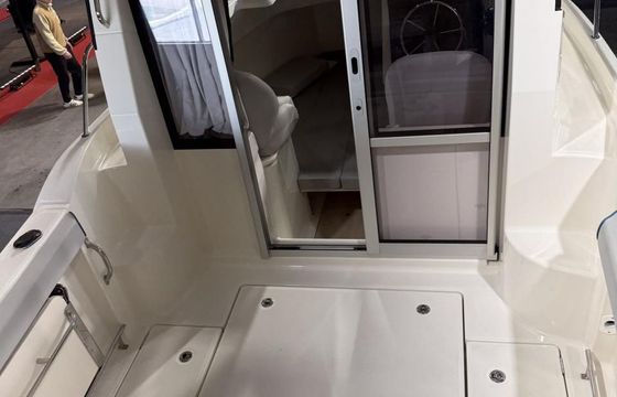 Quicksilver Pilothouse 625