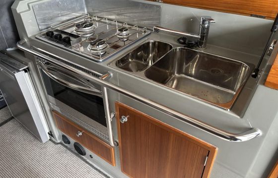 Sargo 33 aft door