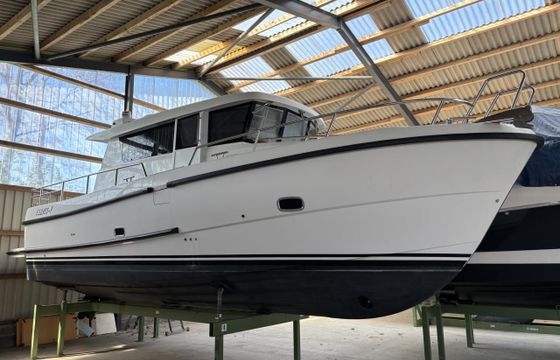 Sargo 33 aft door