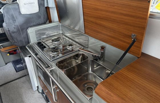 Sargo 33 aft door
