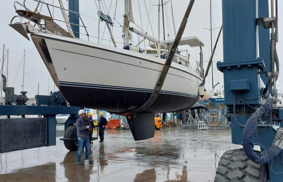 Moody Eclipse 33
