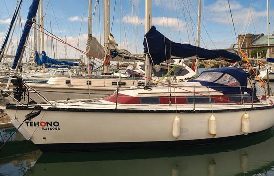 Dufour 3800