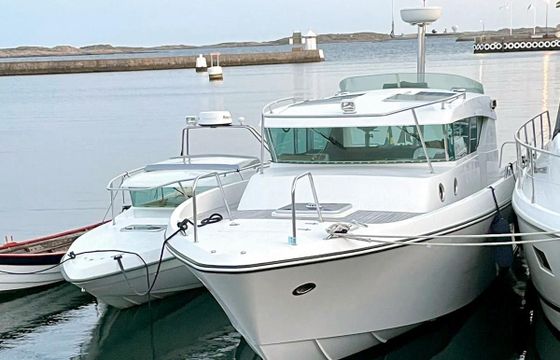 Delta Powerboats 40 WA Volvo Penta D6-370 EVC