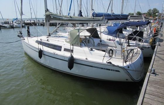 Bavaria Cruiser 33
